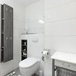 Center Whg 11 *
